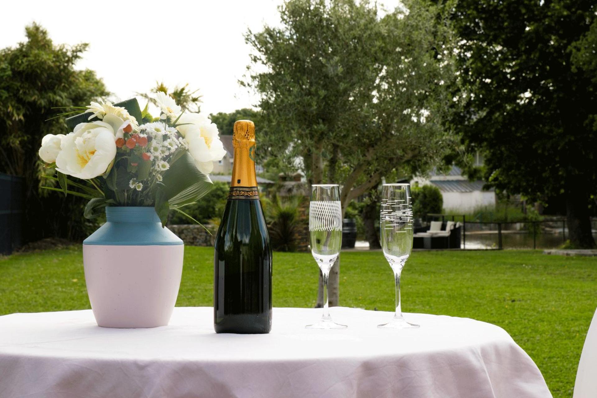 ルマン Bords De Sarthe Bed & Breakfast エクステリア 写真
